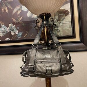 Michael Michael Kors please check all picture of condition